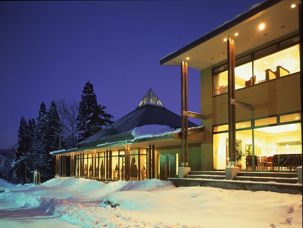 Courtyard By Marriott Hakuba Hotel Exterior photo