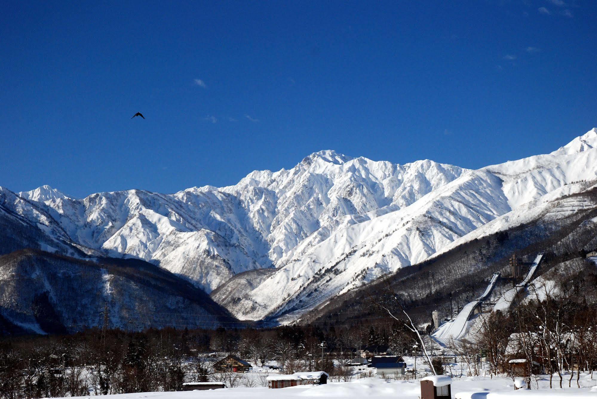 Courtyard By Marriott Hakuba Hotel Exterior photo